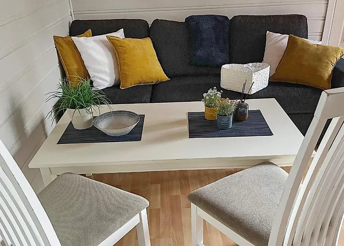 10 Person In Halden-by Traum Nyaraló Halden